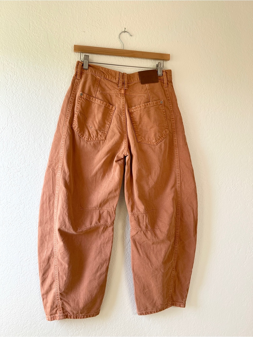We The Free good luck mid rise barrel jeans / ginger root colorway / size 25 - Picture 7 of 8